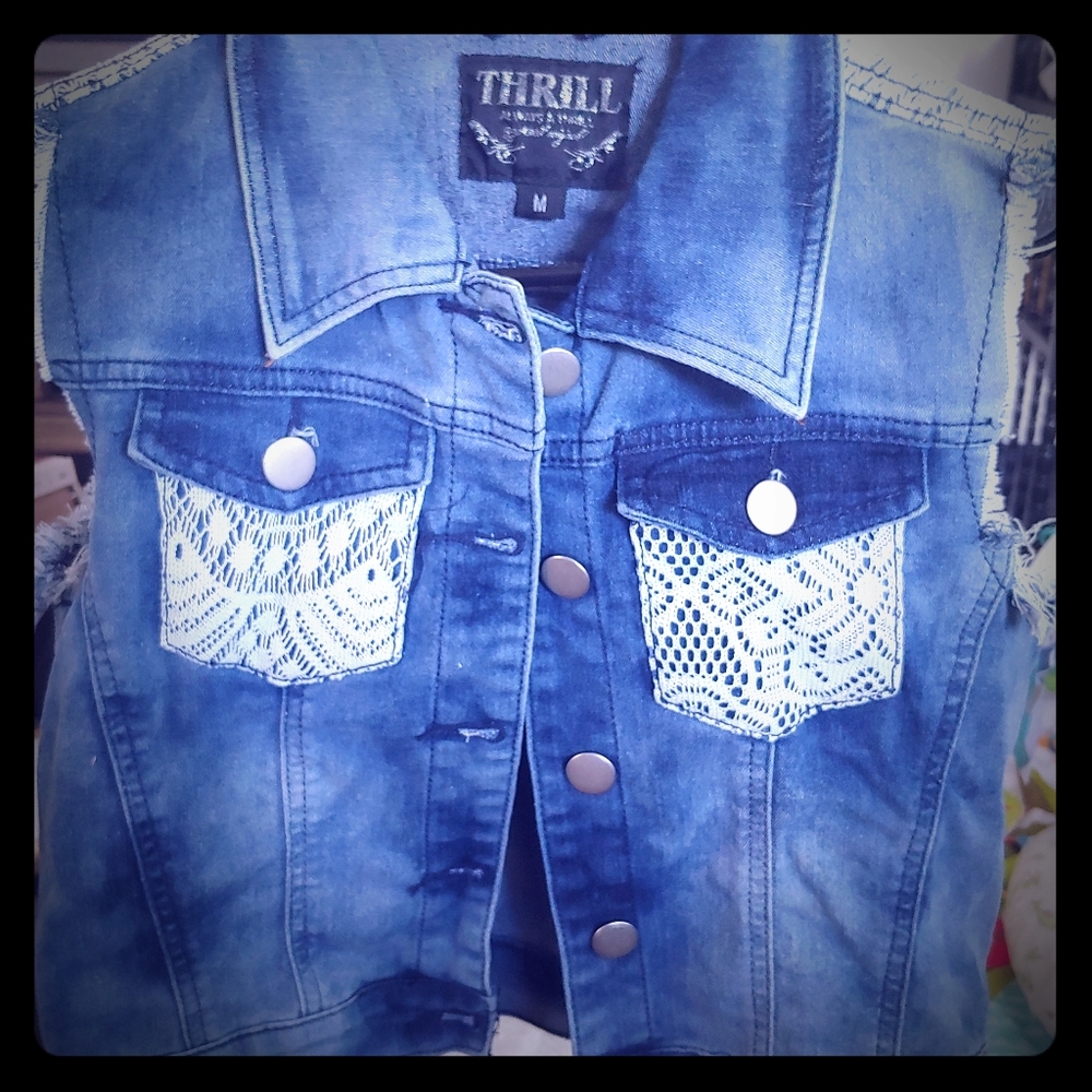 Jean vest with lace accents